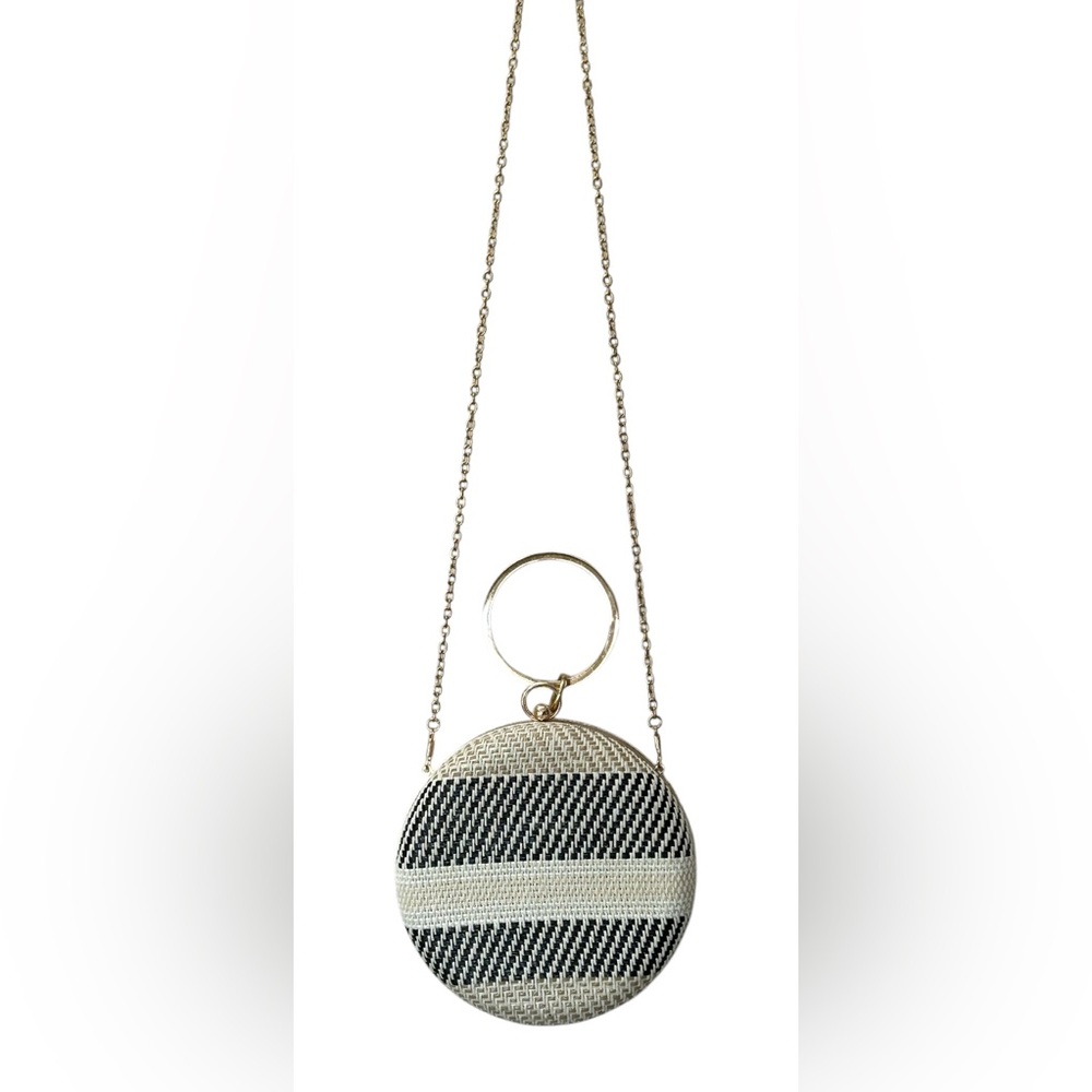Savanna Cream Black Round Woven Crossbody Satchel Gold Chain Boho Bag Purse - Picture 3 of 13
